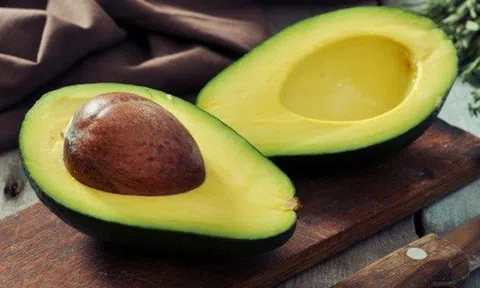 Mẹo chọn bơ thơm ngon mà không bị đắng