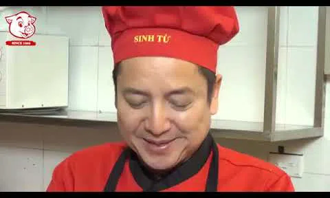 Nghệ sỹ Chí Trung vào bếp chế biến món bún chả nổi tiếng