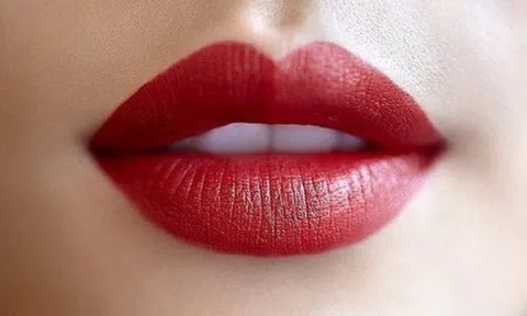 Môi thâm đến đâu bôi thứ này sau 1 tuần sáng hồng trở lại ngay