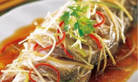 Hướng dẫn làm món cá hấp sả ớt thơm ngon, chuẩn vị