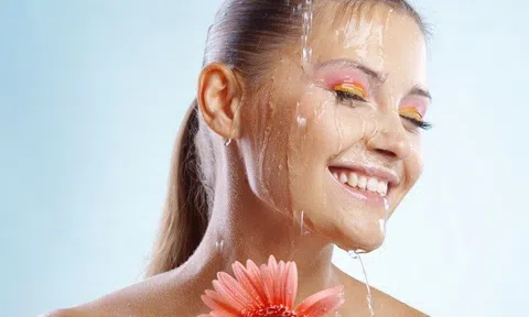 Bí quyết trang điểm xinh xắn cho các cô nàng da dầu