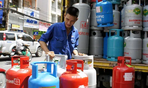 Từ hôm nay, giá gas tiếp tục tăng mạnh