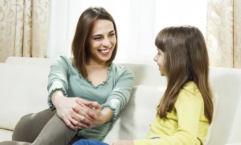 7 cách để phụ huynh giúp trẻ đi qua cơn bão stress