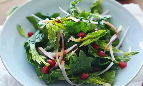 Cách làm salad đơn giản cho người giảm cân