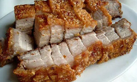 Cách làm thịt ba chỉ rán giòn ngon hơn ngoài hàng