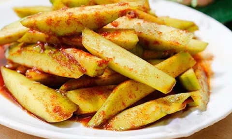 Cách làm xoài dầm thơm ngon đơn giản ngay tại nhà