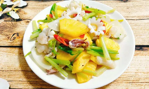 Hướng dẫn làm mực xào dứa thơm ngon, bổ dưỡng