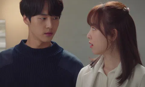 Mải nói chuyện với bạn cũ đến quên giờ nấu cơm, tôi sững sờ trước hành động của chồng