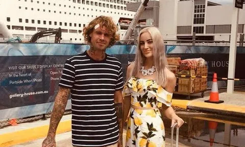 Cặp tình nhân Australia lượm ve chai để có tiền tổ chức đám cưới