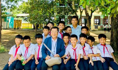 Ông bố Nhật xây trường cho trẻ Việt theo di nguyện của con gái