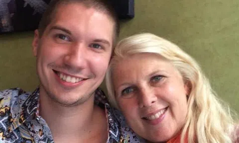 Nữ doanh nhân 7 năm sống hạnh phúc bên bạn đời kém 30 tuổi