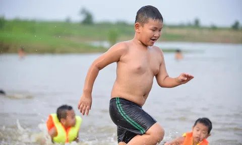 Vì sao trẻ em đuối nước nhiều vào mùa hè?
