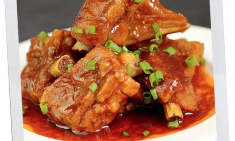 Cách làm sườn chua ngọt bằng lò vi sóng siêu ngon