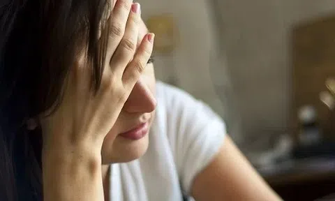 Lý do bạn ngại nói lời yêu thương bố mẹ