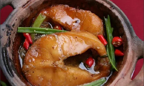 Cá chép kho sấu lạ mà ngon khiến cả nhà mê mẩn