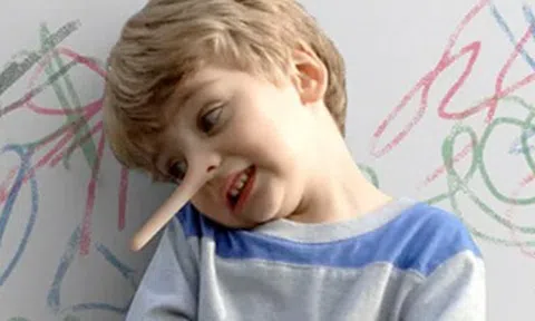 Đừng đánh mắng khi con bạn nói dối