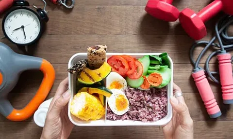 Nên ăn gì sau khi tập luyện?