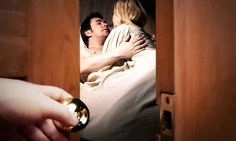 Đằng sau một ông chồng hư là một người vợ hỏng