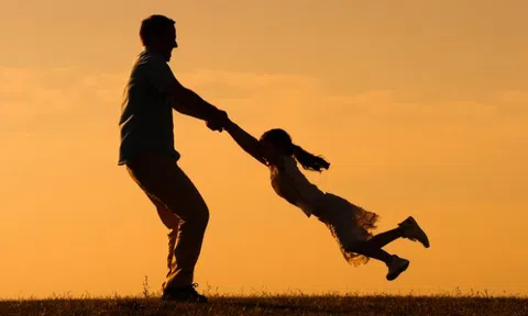 Cảm ơn bố, người đàn ông yêu thương con vô điều kiện