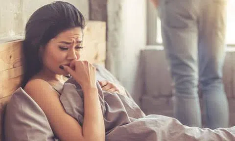 Bị bắt gặp quả tang ngoại tình, chồng quay sang trách tôi