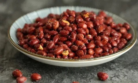 Cách rang lạc giòn ngon, để được lâu không bị ỉu