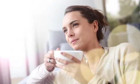 Mỗi ngày uống 2 cốc nước ấm vào thời điểm này, điều kỳ diệu sẽ xảy ra với cơ thể bạn