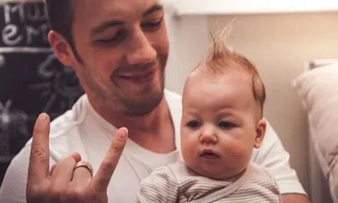 Học giao tiếp với con bằng ngôn ngữ của bé