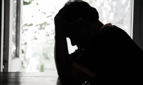 Nếu có khóc, cũng chỉ khóc với người xứng đáng