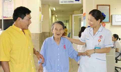 Hy hữu cụ bà 101 tuổi vẫn còn bị đau... ruột thừa