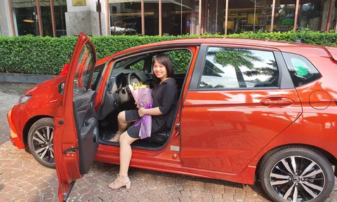 Xôn xao nữ nhân viên Hà Nội được sếp tặng ô tô gần 1 tỷ ngày sinh nhật