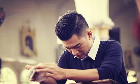 Đàn ông cảm thấy đau khổ, bất an nhất trong 4 khoảnh khắc này, bạn có biết?