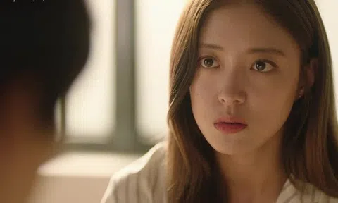 Gia đình chồng bỗng dưng mua nhà đứng tên vợ, chưa kịp mừng đã phát hiện điều rụng rờ