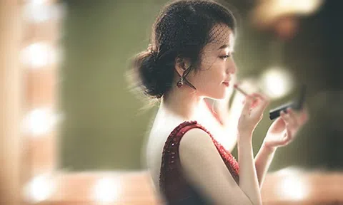 Là người phụ nữ trưởng thành, bạn cần học 3 điều này để hạnh phúc hơn mỗi ngày