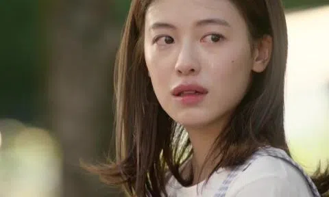 Tuần nào mẹ chồng cũng điện thoại bắt anh về quê