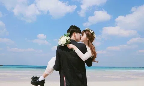 Người đàn ông yêu bạn cả đời sẽ chủ động trao cho bạn 3 thứ này