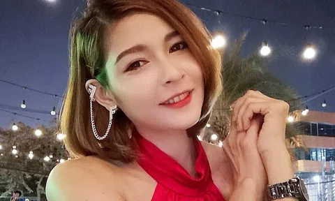 Phục vụ rượu tại bữa tiệc V.I.P, nữ tiếp viên xinh đẹp đột ngột tử vong