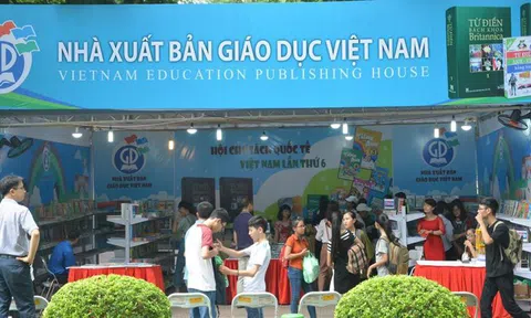 Có phải NXB Giáo dục Việt Nam đã gộp 4 bộ sách thành 2?