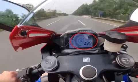 Hà Nội: Truy tìm tài xế 9X phóng mô tô với tốc độ gần 300km/h trên đại lộ Thăng Long