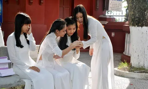 Ngôi trường thí điểm bộ môn nữ công gia chánh ở Huế có gì đặc biệt?