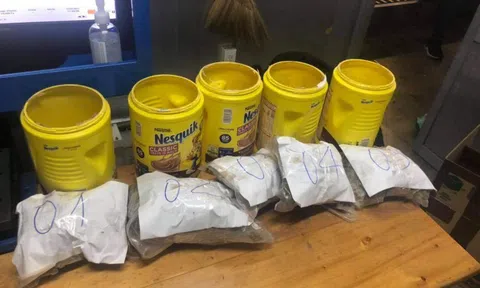 Phát hiện gần 6kg ma túy dạng "cỏ" được vận chuyển từ Mỹ về Việt Nam dưới dạng quà tặng