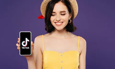 Chơi TikTok, người trẻ kiếm tiền tỷ trong "nháy mắt"?