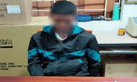 "Yêu râu xanh" lẻn vào trường tiểu học giở trò đồi bại với bé gái