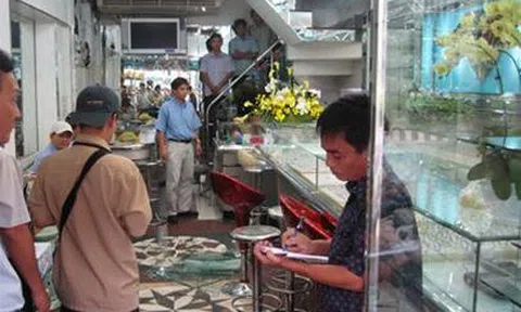 Thanh niên 9X vờ mua vàng rồi "cuỗm" luôn sợi dây chuyền 5 chỉ