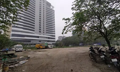 Dự án đất vàng chậm tiến độ trở thành bãi xe tự phát?