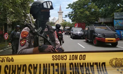 Indonesia: Đánh bom liều chết bên ngoài nhà thờ Công giáo, 15 người thương vong