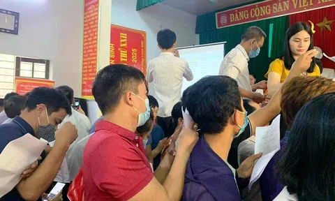 Dân tranh nhau mua 23 lô đất quê, khởi điểm 250 triệu/lô, đấu giá lên 1 tỷ