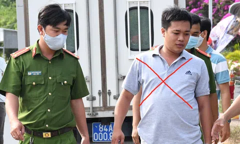 Kẻ biến thái chặn đường, sàm sỡ hàng loạt nữ sinh