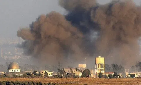 Israel không kích thủ đô Syria, 4 binh sĩ bị thương