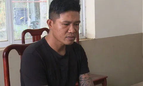 Thanh niên xăm trổ tàng trữ 3 khẩu súng ngắn khai có nhiều quan hệ "xấu", mua súng để phòng thân