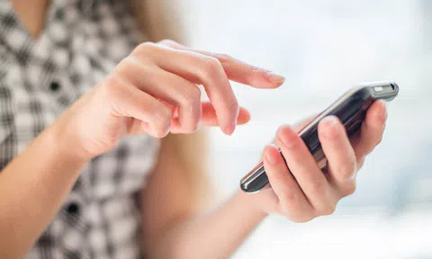 Điều tra vụ nữ sinh lớp 5 bị dụ quay clip nhạy cảm để nhận trà sữa miễn phí